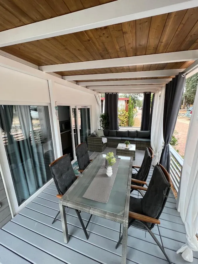 Mobile Homes Malu Biograd Na Moru Kemping