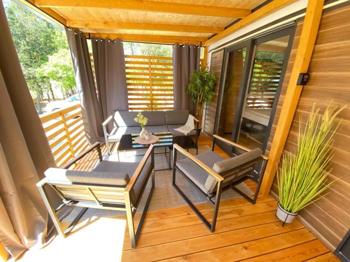 Kemping Mobile Homes Malu Biograd Na Moru