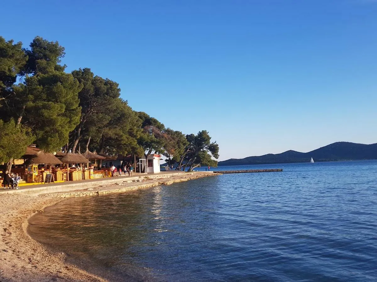 Kemping Mobile Homes Malu Biograd Na Moru